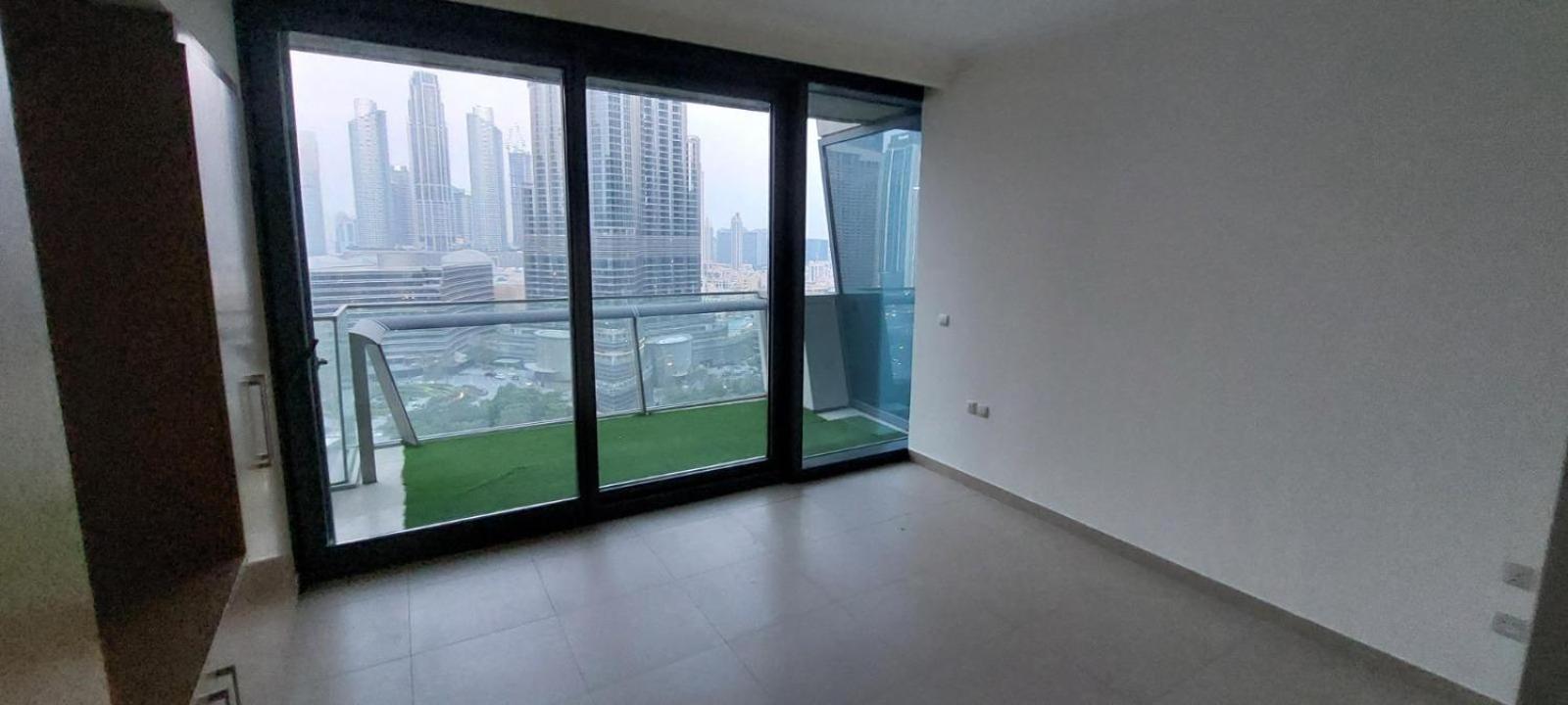 Burj View Vista Beautiful Apartment In Downtown Dubai Bagian luar foto